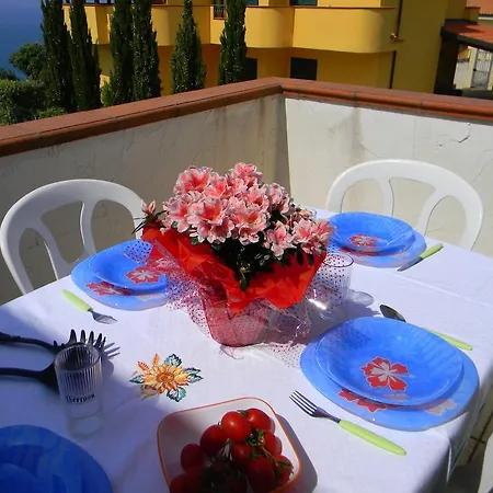 Casa de Férias Panorama Sea View Townhouse Zambrone